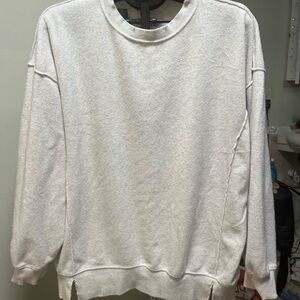 Aerie crewneck sweatshirt size M  oversized cute side slit design